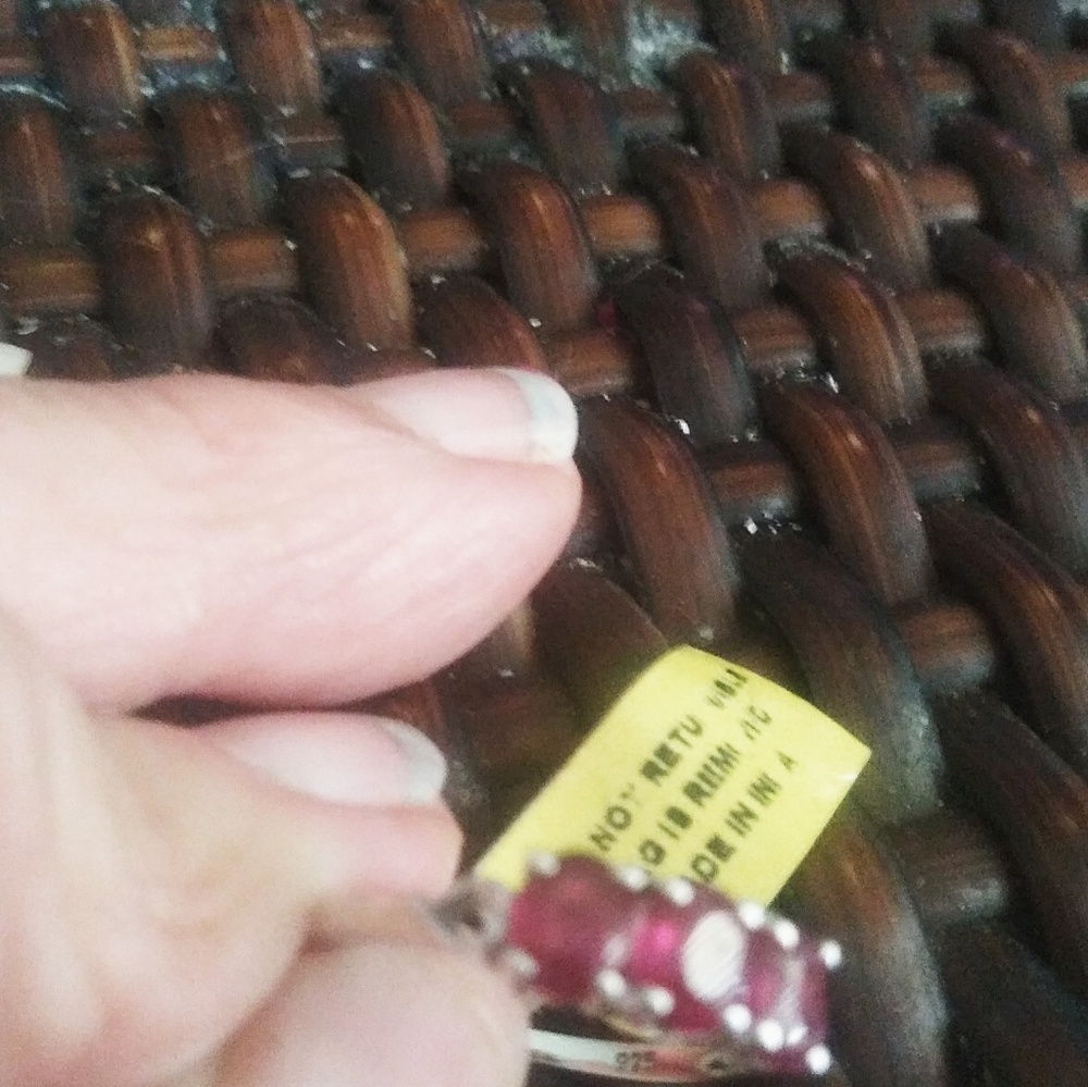 3 CARAT RUBY SILVER RING - Picture 2 of 4